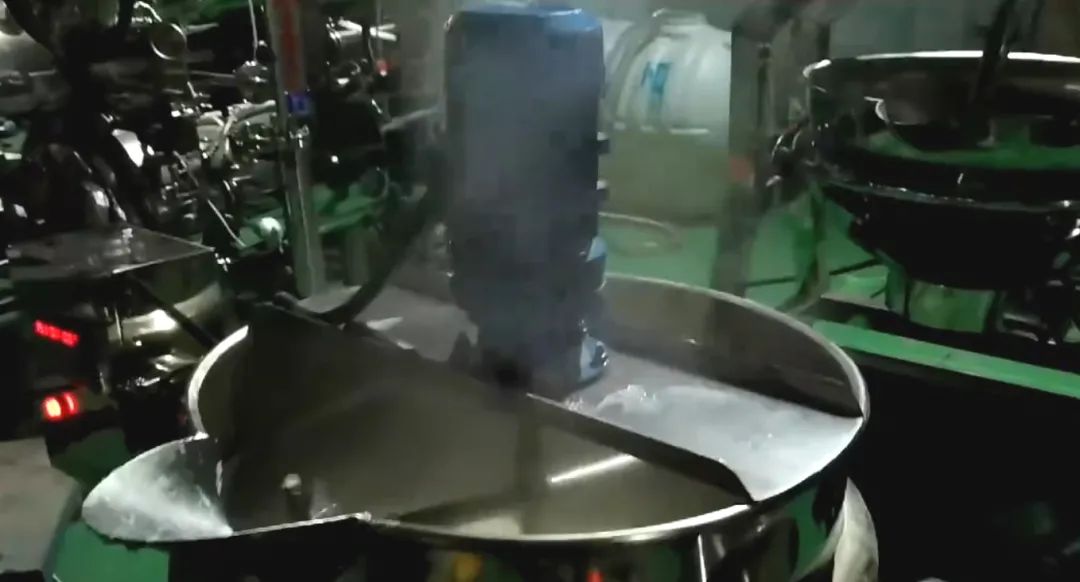 炸豬油廠油煙異味濃、刺激性大,Dejing的凈除臭劑快速除臭.jpg 炸豬油廠油煙異味濃、刺激性大,Dejing的凈除臭劑快速除臭.jpg